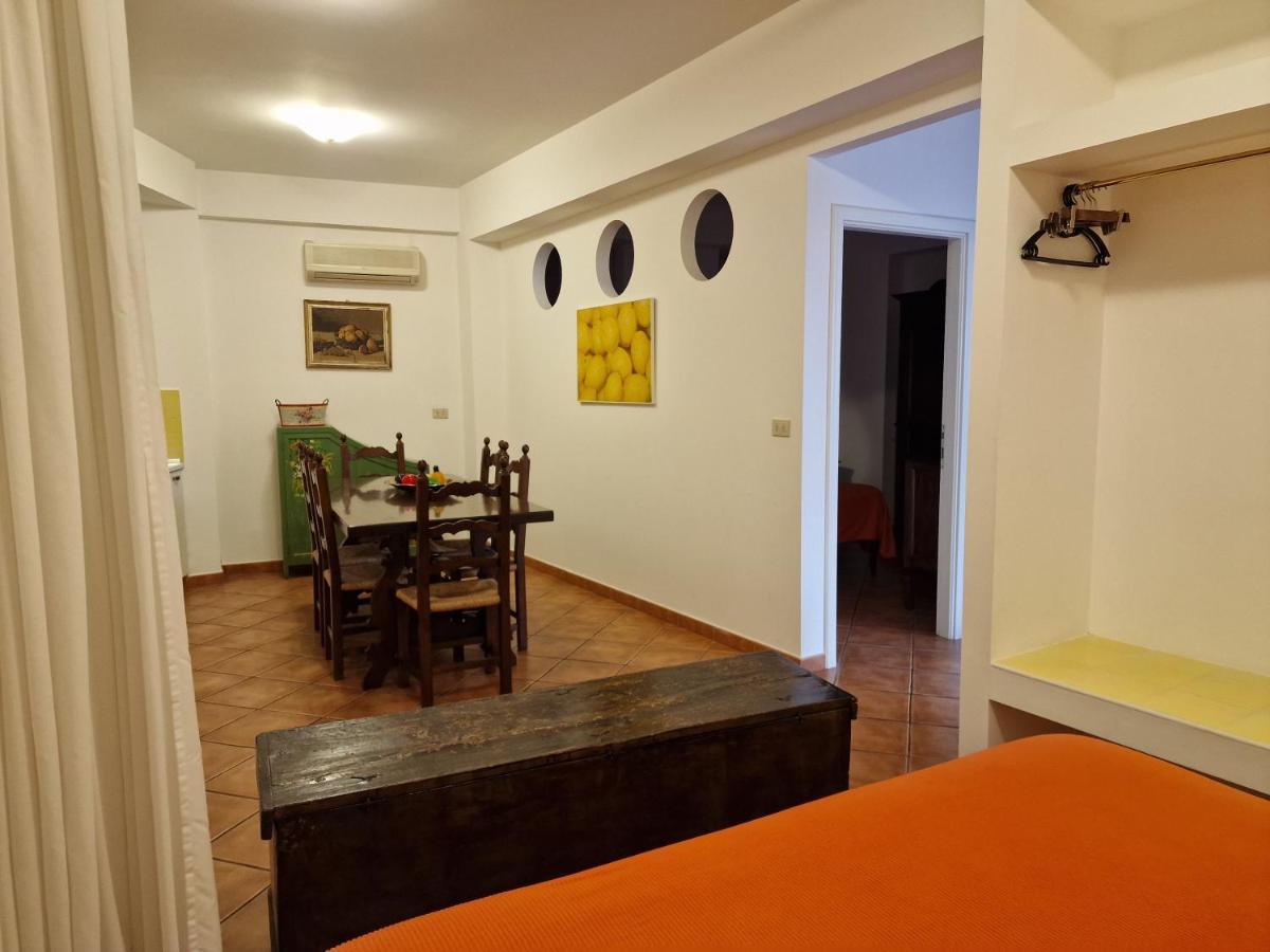 Apartment Degli Agrumi *