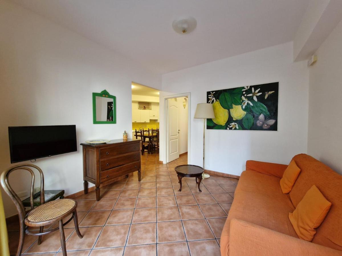 Degli Agrumi Apartment